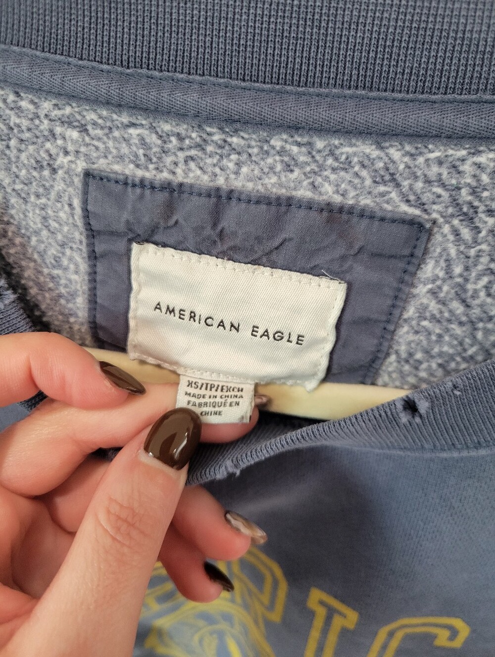 American Eagle Women’s XS Vintage Distressed Collegiate Sweatshirt Slate Blue‎ - Picture 2 of 6